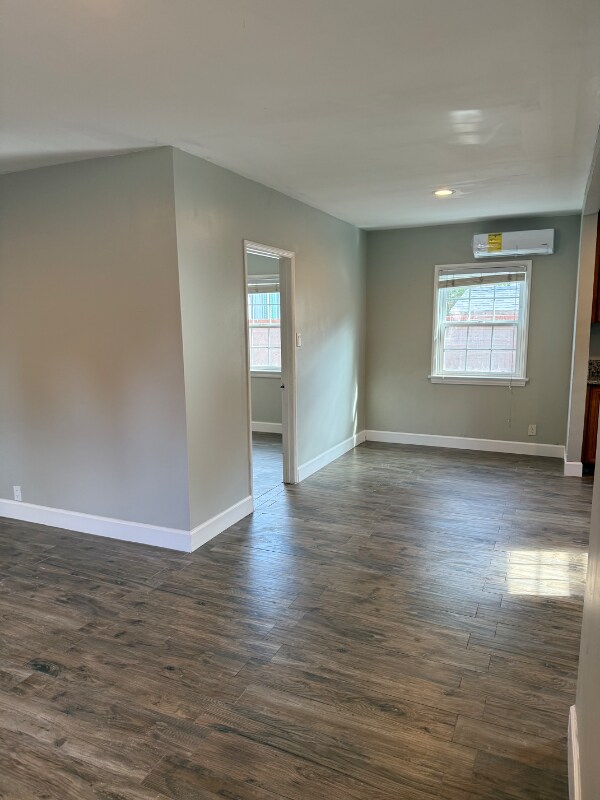 Foto del edificio - 8142 7th St