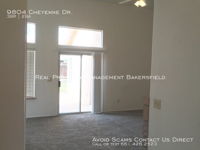 Foto del edificio - 9804 Cheyenne Dr