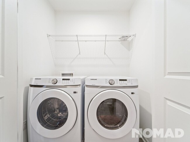 Building Photo - 16429 Leading St