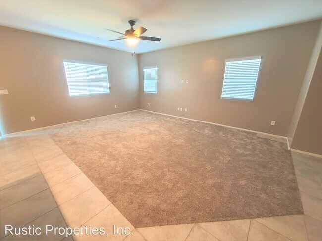 Foto del edificio - 2620 Rainy Meadows Ave