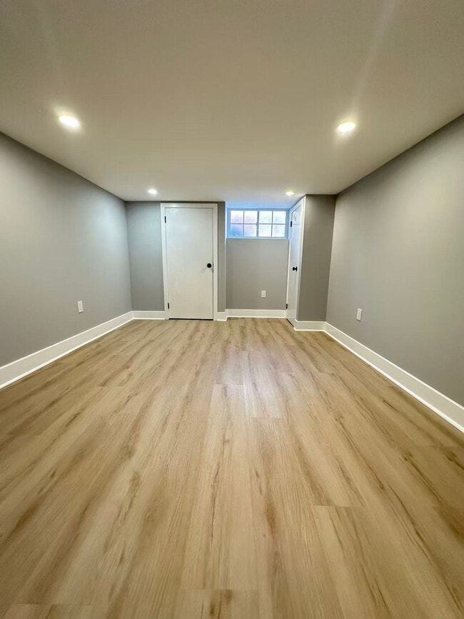 Foto del edificio - 2B1.5B house in Lower Moyamensing area Available NOW