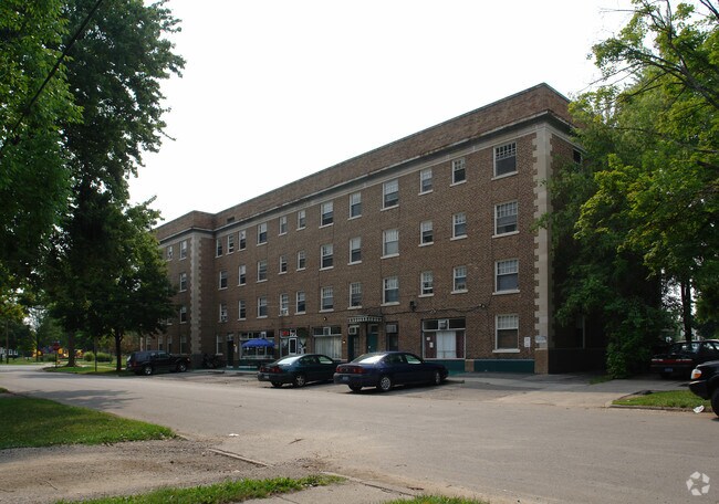 The Dean Heritage Apartments Lansing, MI