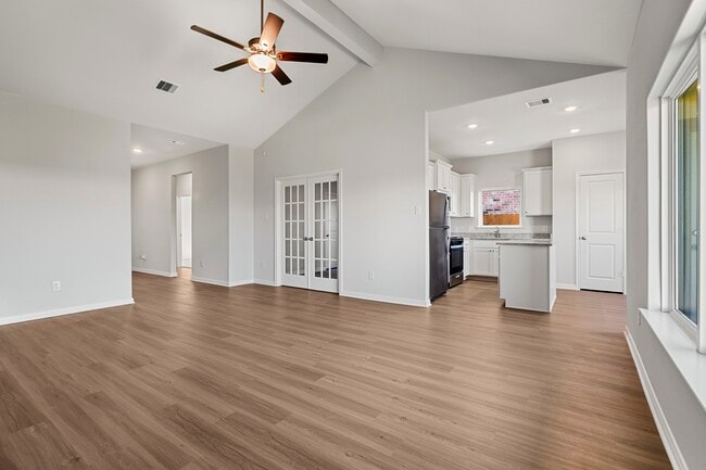 Building Photo - 412 Polly Grv Dr