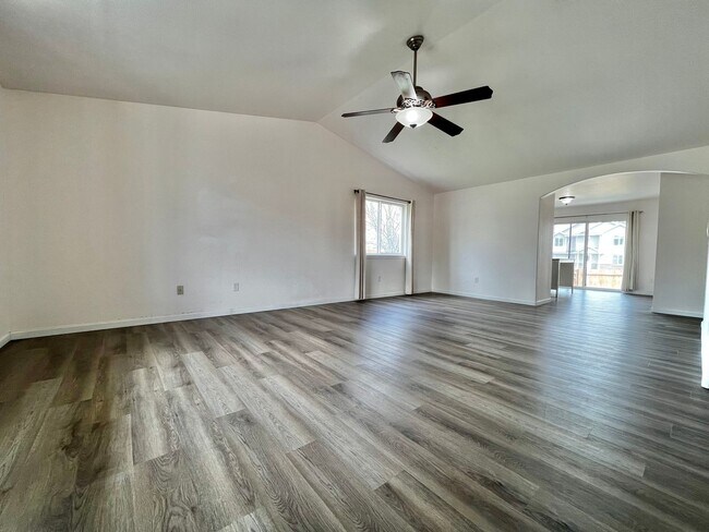 Foto del edificio - Beautiful 3 Bedroom Home in North Fort Col...