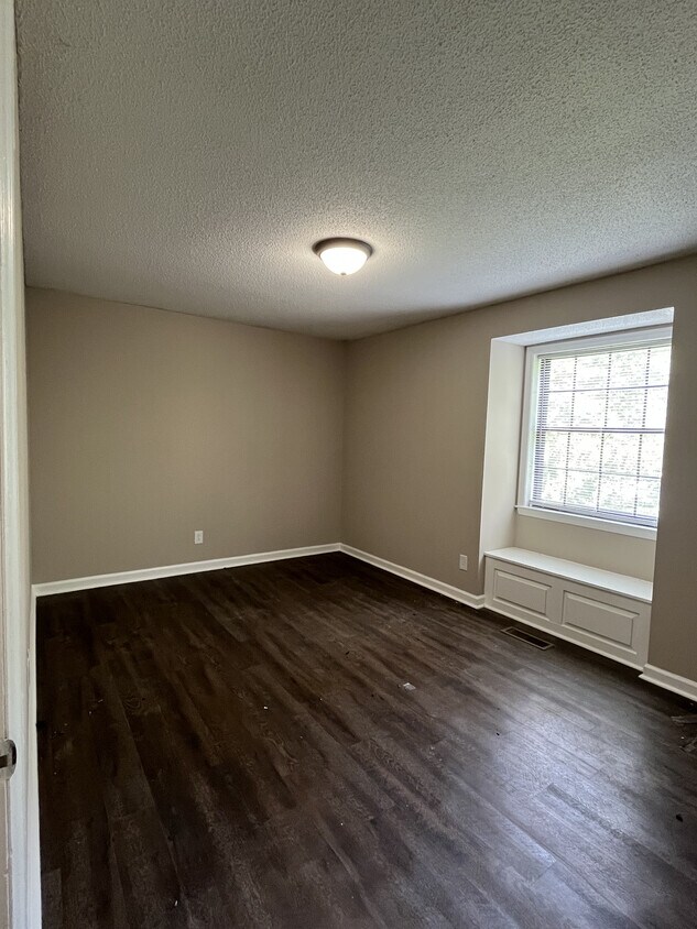 Foto principal - Madison Avenue Townhomes