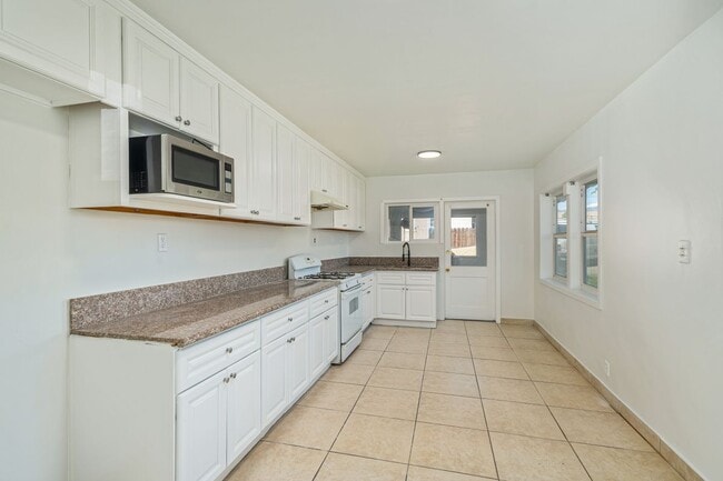 Building Photo - 45545 35th St E