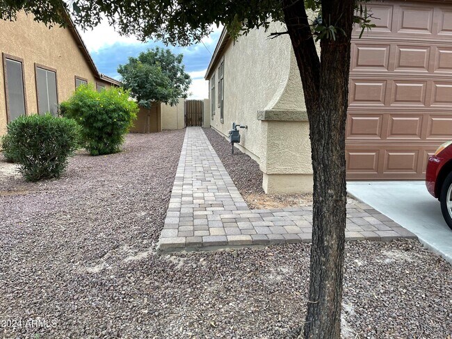 Building Photo - 25774 N Desert Mesa Dr