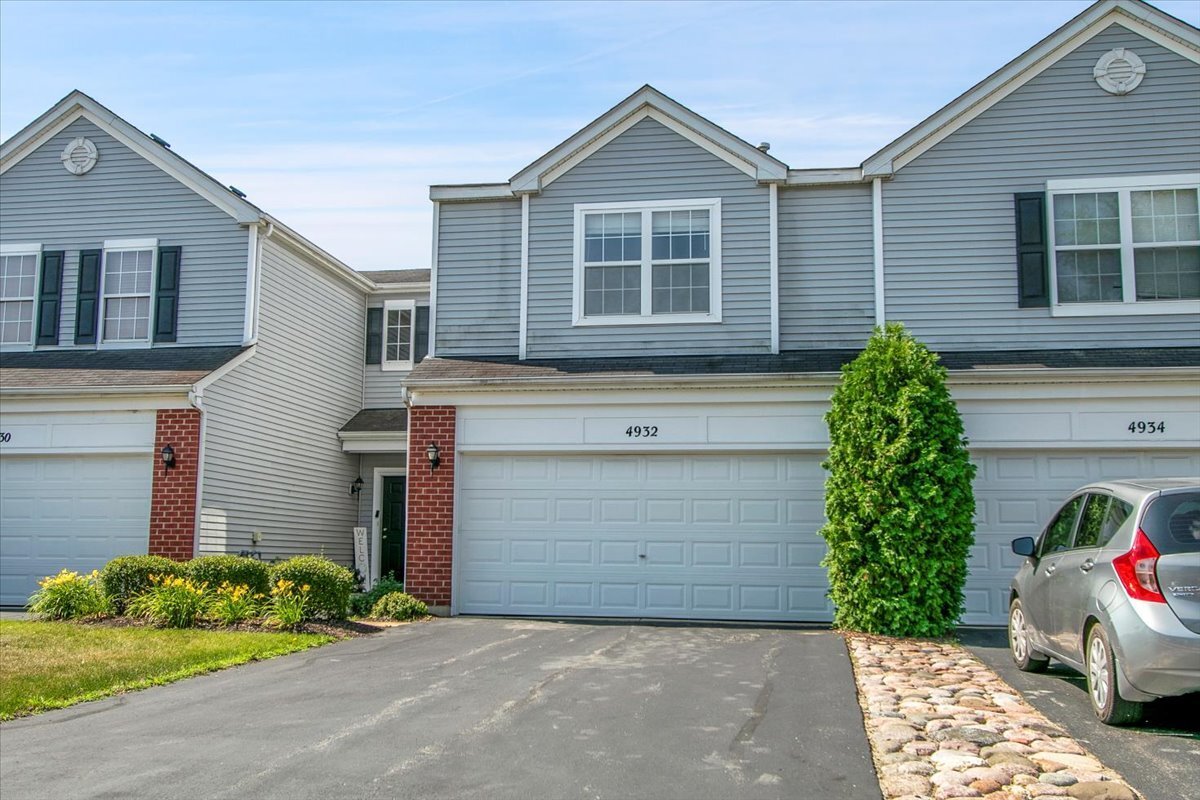 Primary Photo - 4932 Montauk Dr