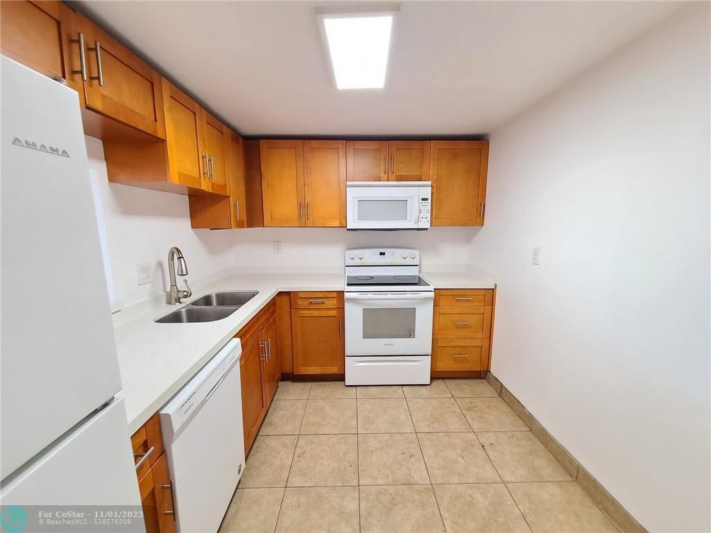 4384 NW 9th Ave Unit 203D, Pompano Beach, FL 33064 Condo for Rent in
