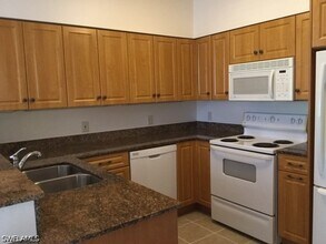 Building Photo - 1200 Reserve Way