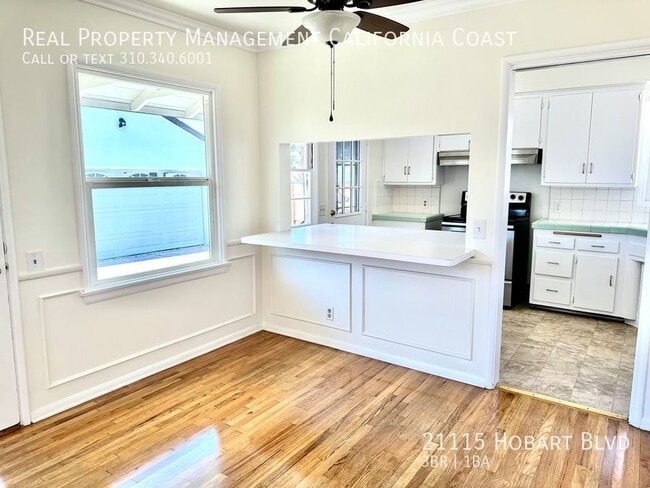 Building Photo - 21115 Hobart Blvd