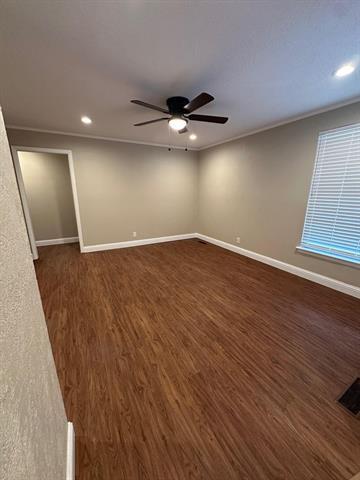 Building Photo - 1707 Bristol Ct S