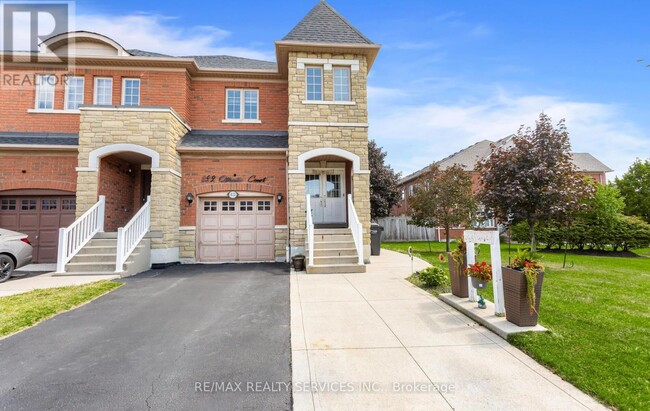 Building Photo - 822 Othello Ct