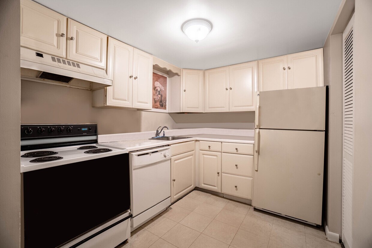Kitchen - 27 Mainsgate St