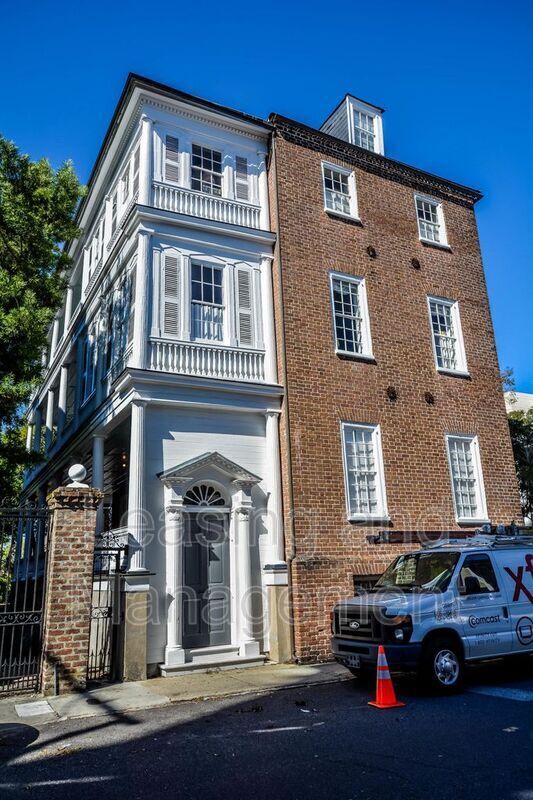 Building Photo - 23 Archdale St