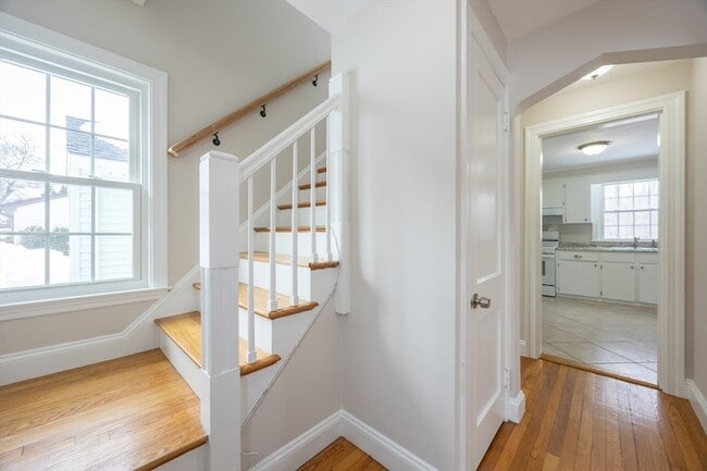 Building Photo - 24 Bossi Ave