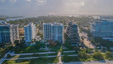 Building Photo - 8925 Collins Ave