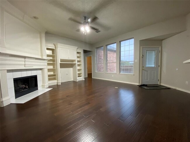 Building Photo - 1100 Cowboys Pkwy