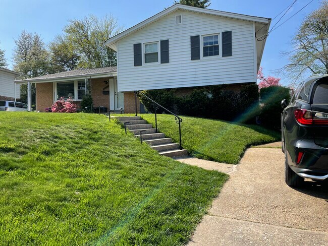 Foto del edificio - 11320 Gainsborough Rd