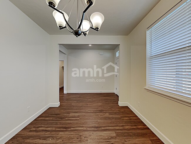Building Photo - 175 E Sicily Dr