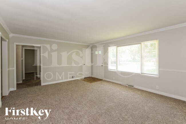 Foto del edificio - 11319 Bennington Ave