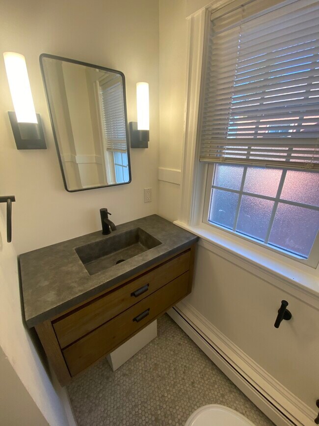 51 Trafford St, Quincy, MA 02169 Condo for Rent in Quincy, MA