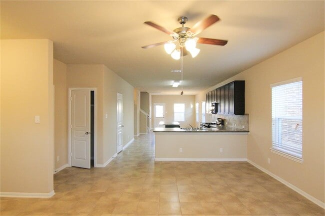 Building Photo - 8118 Malago Point Dr