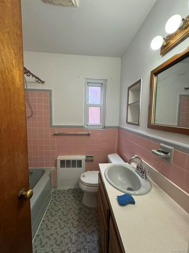 Foto del edificio - 52-02 62nd St