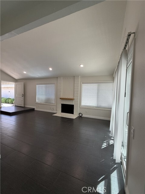 Building Photo - 31 Shearwater