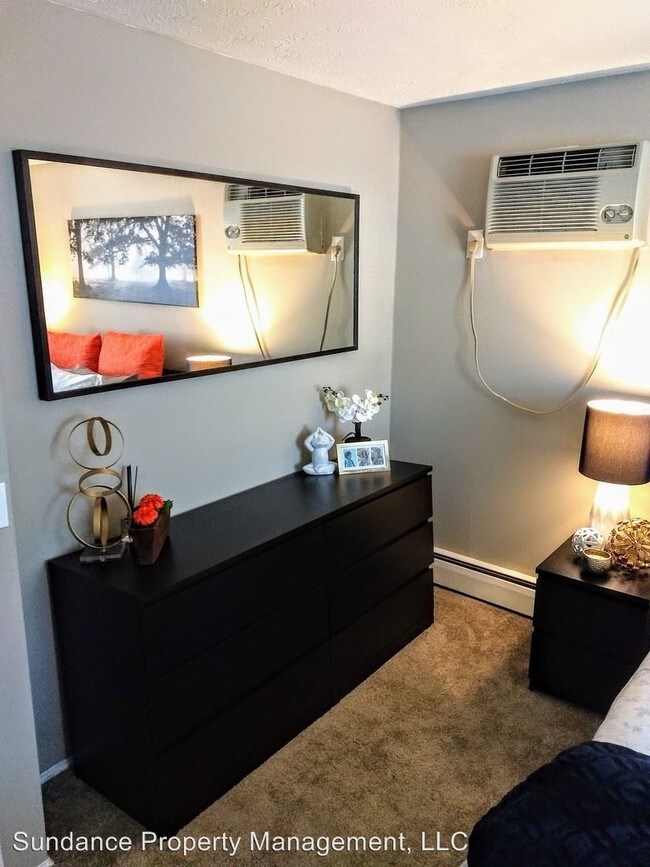 Foto del edificio - 6349-6352 Montgomery Rd