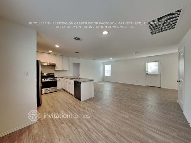 Foto del edificio - 14331 Estuary Pl