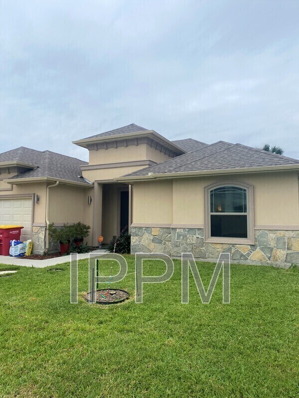 Foto del edificio - 7288 Rain Forest Dr