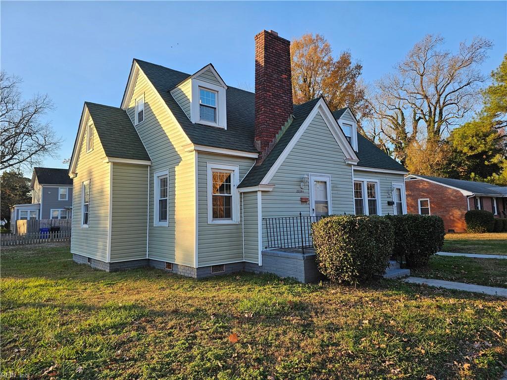 Primary Photo - 2228 Lansing Ave