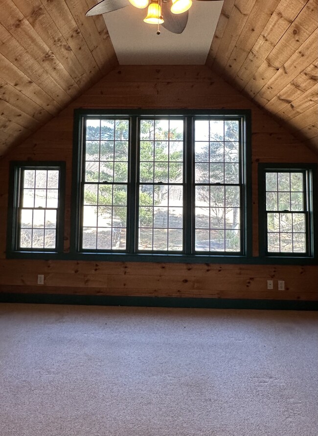 Light and Airy Bedroom - 320 South Hl