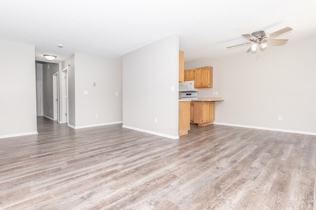 Building Photo - Georgetowne Homes
