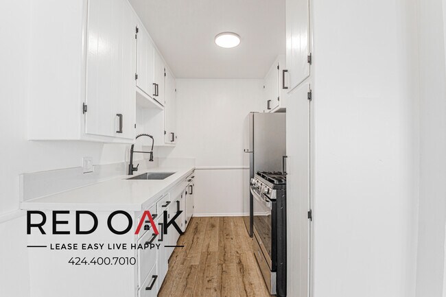 Foto del edificio - 820 S Gramercy Pl