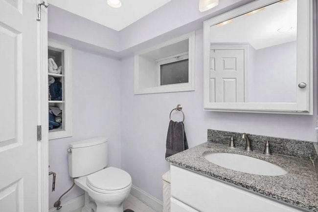 Bathroom - 64 Shore Rd