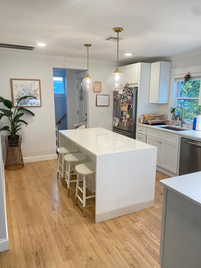 Foto del edificio - 9 Rock Ave