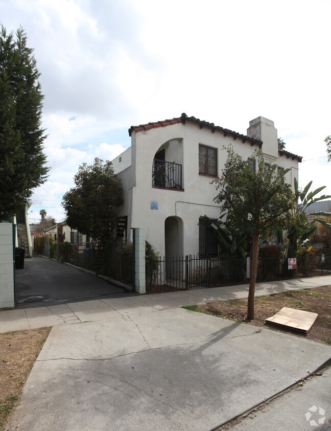 Building Photo - 1172 N Westmoreland Ave
