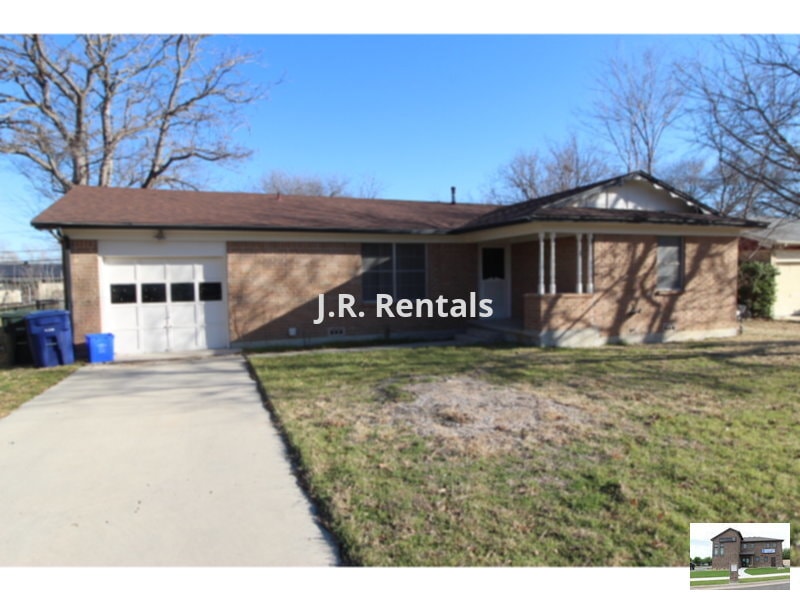 Primary Photo - 1103 Robertson Ave