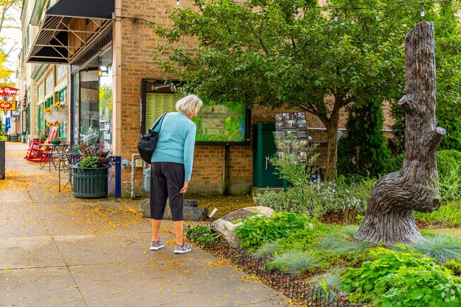 Locals can visit various parks and monuments in Antioch.