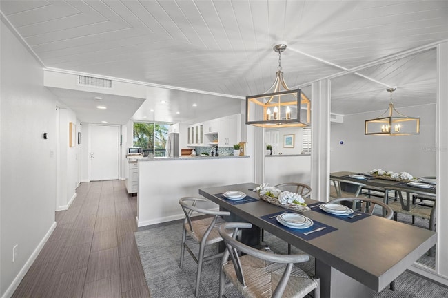 Building Photo - 9495 Blind Pass Rd