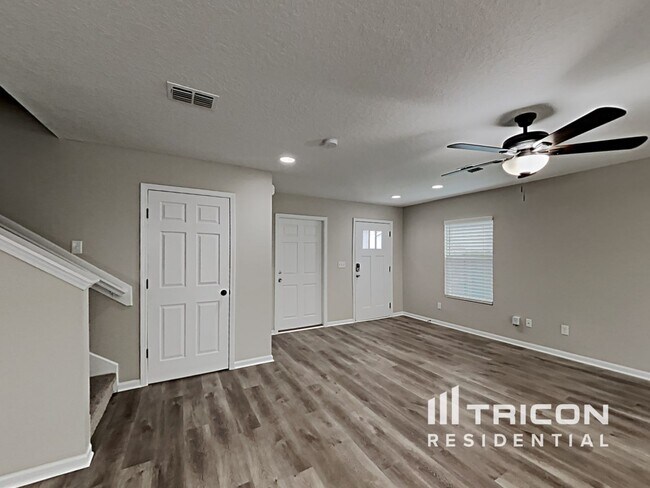 Building Photo - 754 Libra Street Jacksonville FL