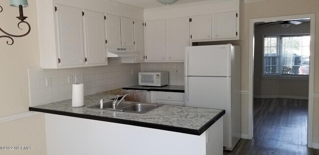Foto del edificio - 3813 Sterling Pointe Dr