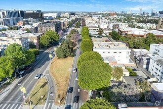 Building Photo - La Peer Apartments