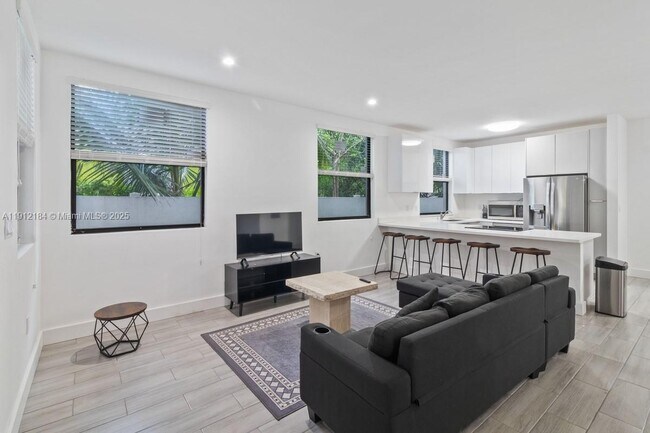 Foto del edificio - 1544 NW 59th St