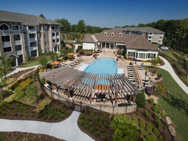 Building Photo - Highlands at Sugarloaf