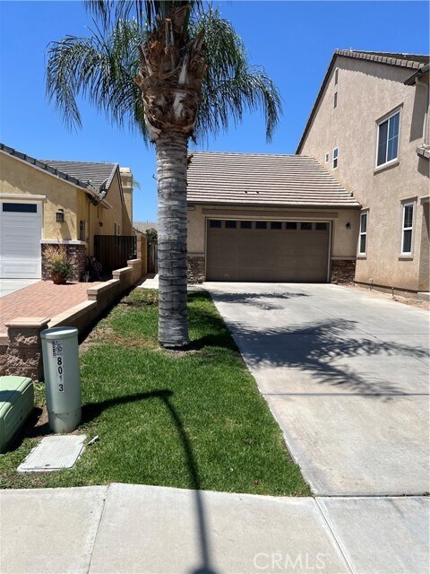 Building Photo - 8003 Bluff View Ln