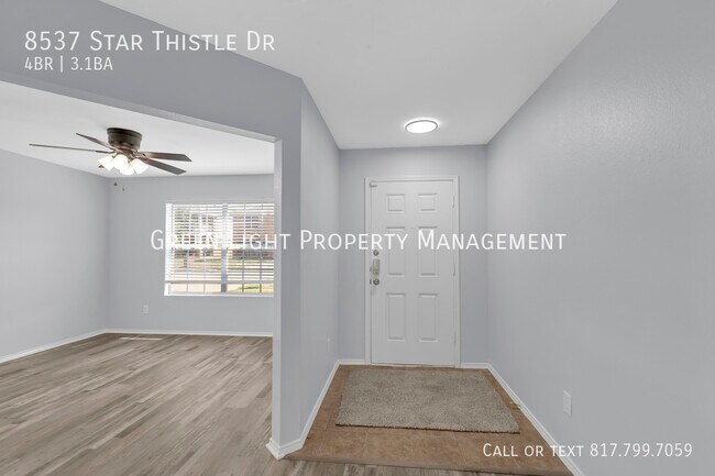 Building Photo - 8537 Star Thistle Dr
