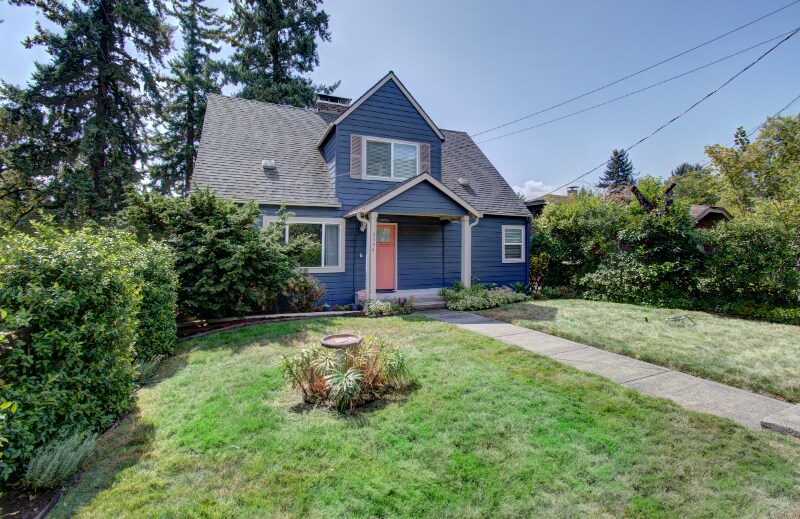 Primary Photo - 2346 SW 6th Ave